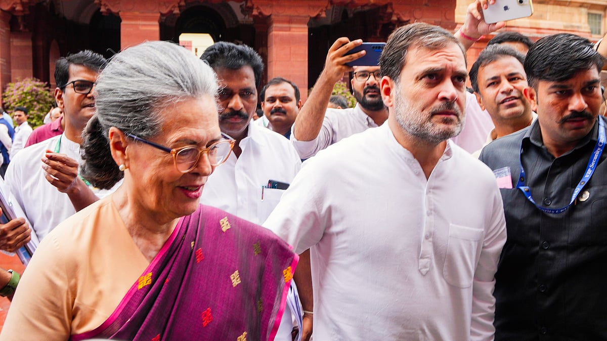 Sonia and Rahul Gandhi arrive for the first session of the 18th Lok Sabha (photo: PTI)