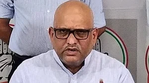 Congress to go solo in UP council polls, vows to champion youth, teachers