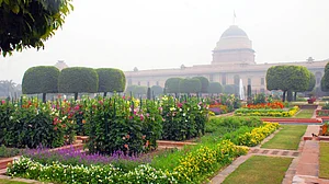 Rashtrapati Bhavan's 'Durbar Hall' renamed 'Ganatantra Mandap'; 'Ashok Hall' becomes 'Ashok Mandap'