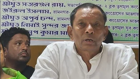 Akhil Giri agrees to step down (photo: IANS)