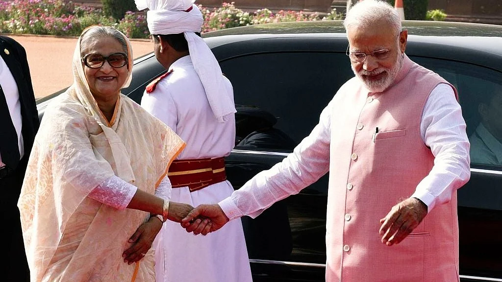 PM Narendra Modi with overthrown Bangladeshi PM Sheikh Hasina (file photo)