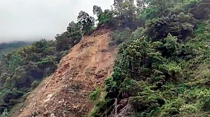 Congress criticises govt over Sikkim landslides and hydel projects