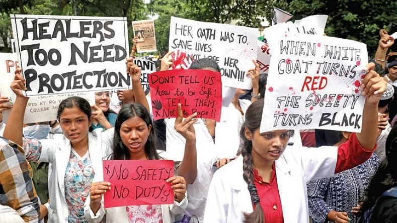 Doctors and paramedics protest against the R.G Kar incident, Kolkata, 21 August 2024