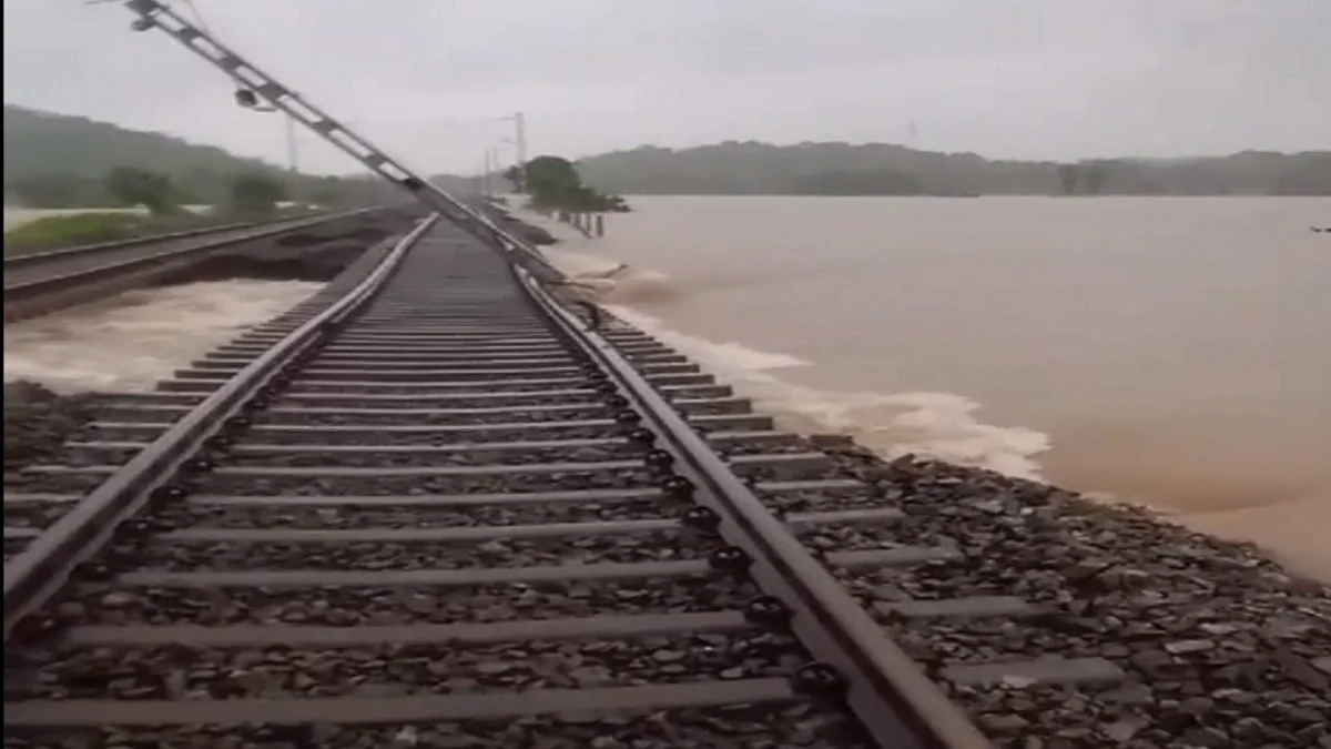 Telangana: Washed away railway tracks after heavy rains, in Mahabubabad district