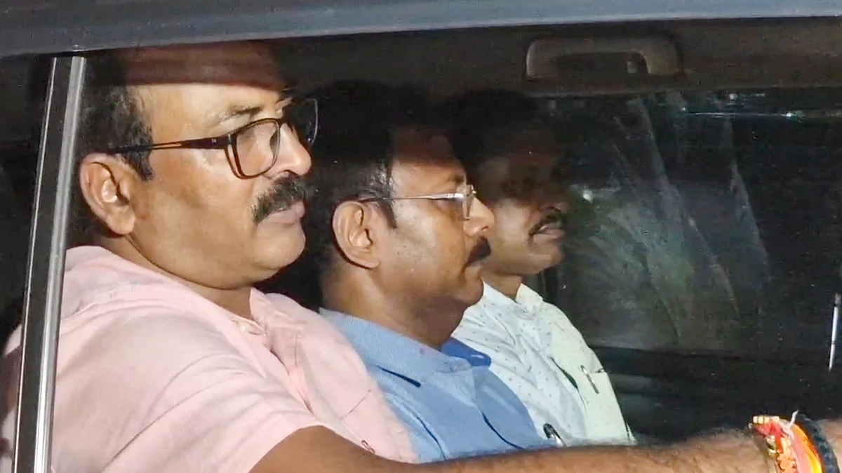 Sandip Ghosh being taken away by CBI officials in Kolkata on 2 September (photo: PTI)