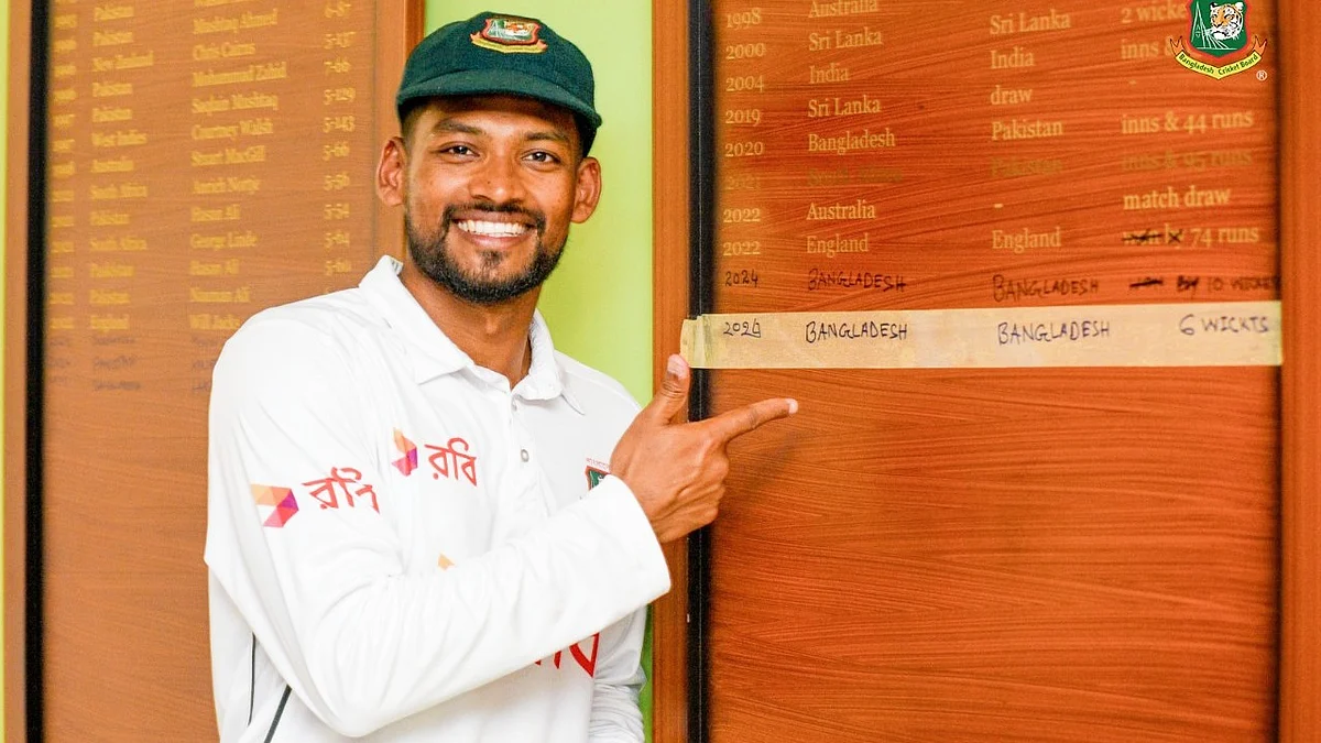 Najmul writes Bangladesh on the Rawalpindi Honours Board after the series win (photo: @BCBtigers)