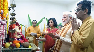 Civil rights body says ‘unconstitutional bonhomie’ between PM Modi, CJI