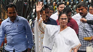 Identify fake videos, get rewarded: Mamata Banerjee urges women