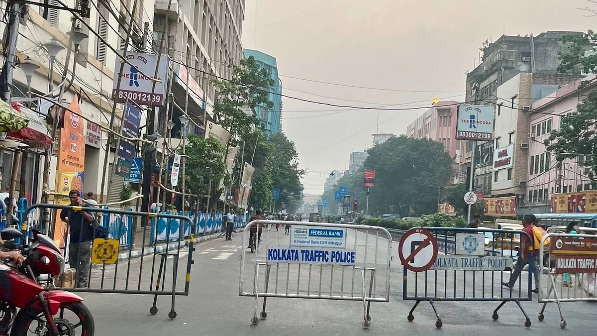 Police barricades outside R.G. Kar Medical College and Hospital on 15 October