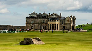 A birdie in hand, an eagle in the bush: the many mysteries of golf