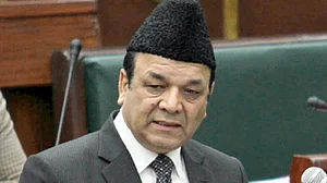 NC, Congress legislature parties meet to chalk out strategy for maiden J-K assembly session