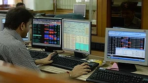 D-Street investors poorer by Rs 18.43 lakh crore in 5 days of market crash