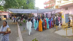 MP by-polls: Angry tribals gherao PS in Vijaypur, polling resumes after halt