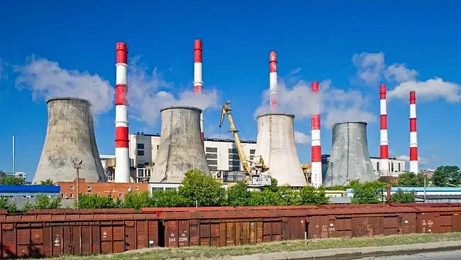 The Adani power plant in Godda (photo courtesy: energycentral.com)