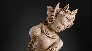 11th-century sculpture of a celestial dancer