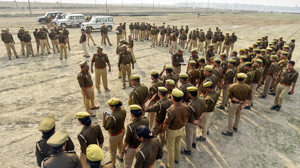 Policemen undergo training programme in Prayagraj on 24 November (photo: PTI)