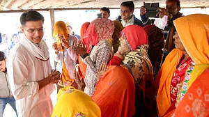 Centre should raise atrocities on Hindus in Bangladesh diplomatically: Pilot