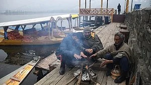 At minus 4.1, J&K’s Srinagar records season’s coldest night