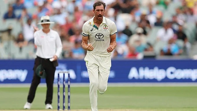 Mitchell Starc was on fire at The Adelaide Oval