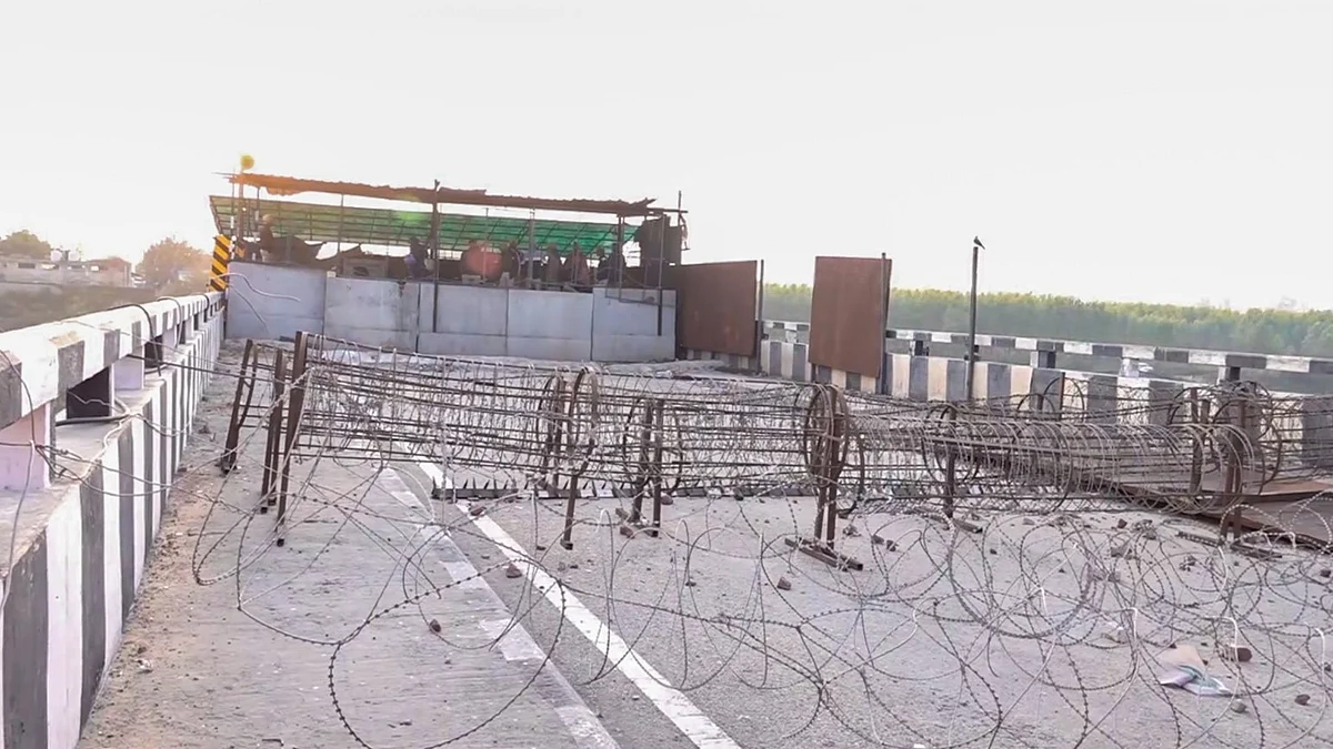 Barricades at Haryana Border (photo: PTI)
