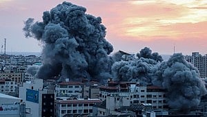 The incident occurs despite a ceasefire brokered by US and France (photo: IANS)