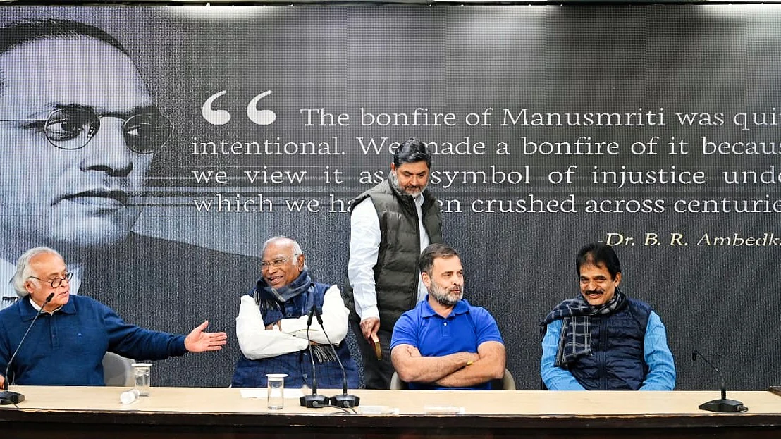 L-R: Jairam Ramesh, Mallikarjun Kharge, Rahul Gandhi and KC Venugopal at the press meet (photo: Vipin/NH)