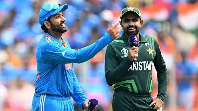 Indian skipper Rohit Sharma (right) and Pakistan captain Babar Azam (photo: @RisingKashmir/X)
 