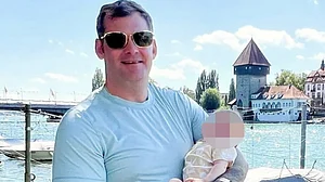 US soldier who set off Trump hotel blast sought uprising against Democrats