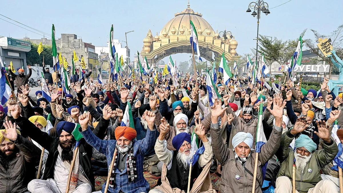 Farmers protest in Amritsar demanding MSP for their crops (Getty)