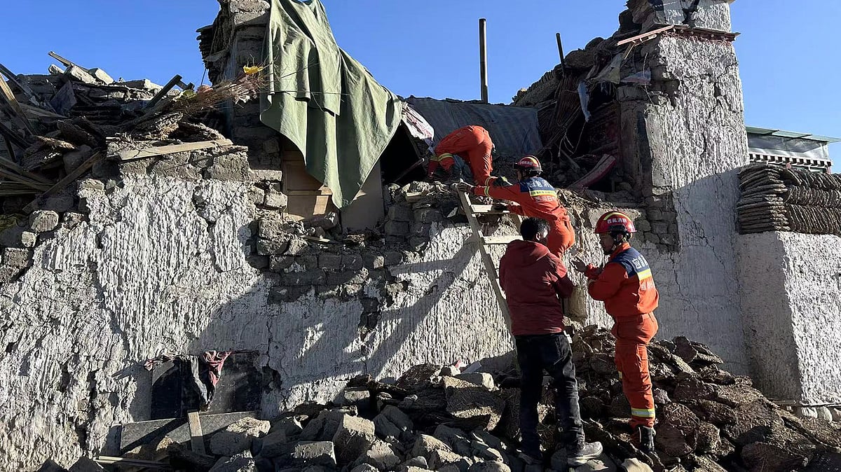 Rescue operation underway in in Xigaze on 7 January (photo: PTI)