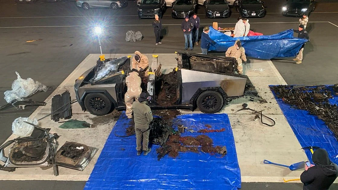 Tesla Cybertruck explosion site (photo: @CP24/X)