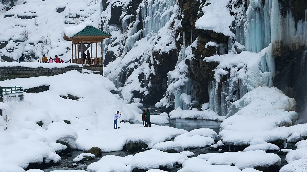 Minimum temperature may drop further due to a clear night sky, says MET (photo: IANS)