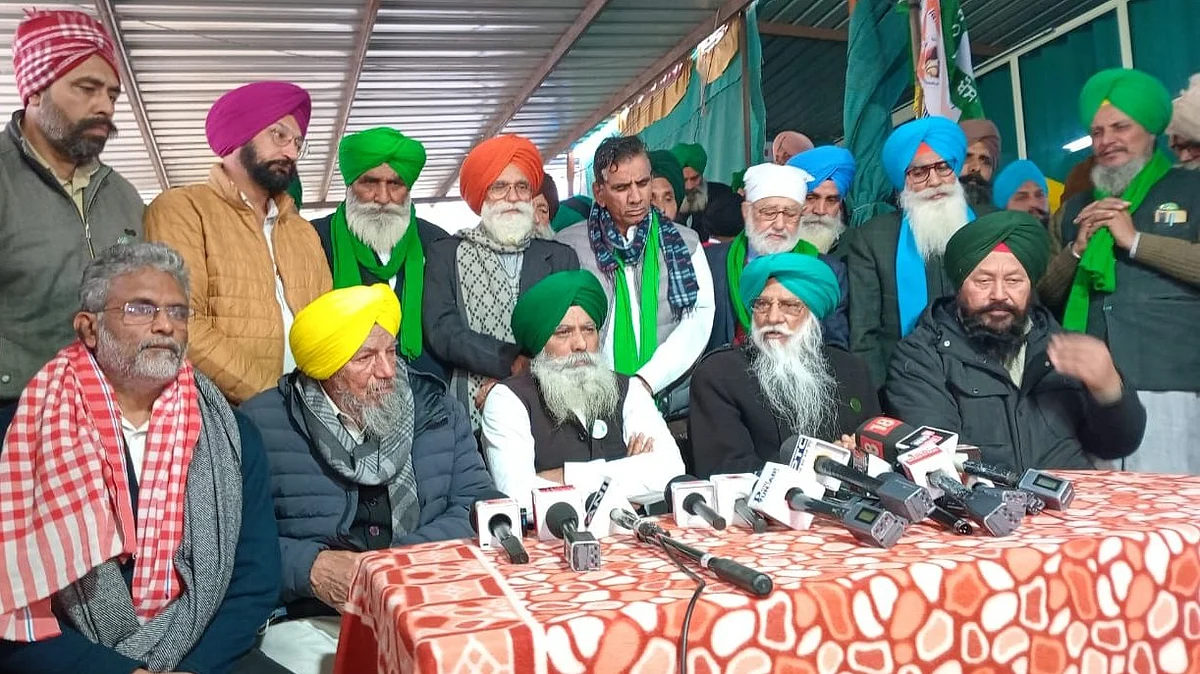 Prominent leaders of SKM speaking to the media (photo: @geoajeet/X)