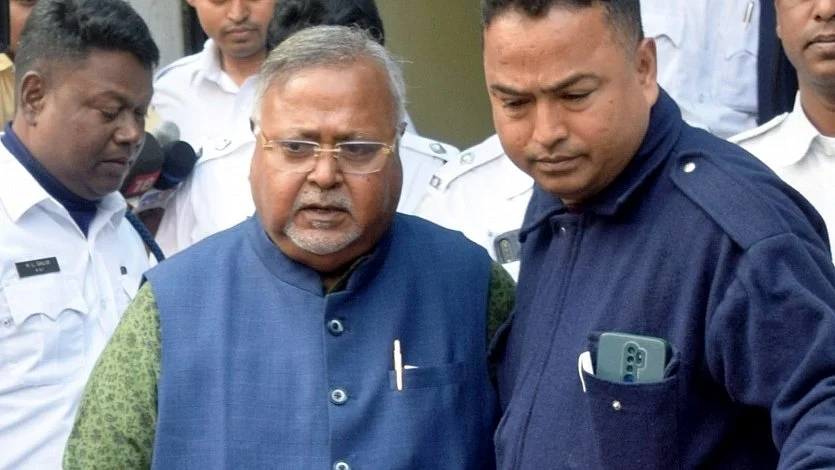 Partha Chatterjee in CBI custody (photo: IANS)
