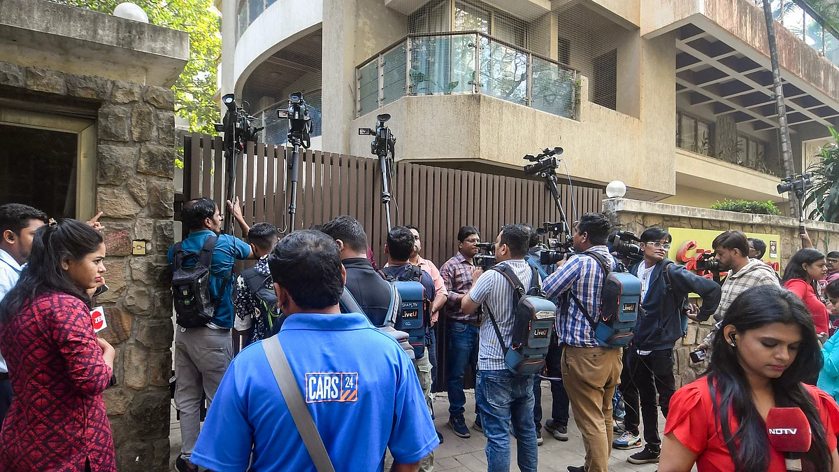 Media persons outside Bollywood actor Saif Ali Khan's residence in Mumbai on 16 January (photo: PTI)