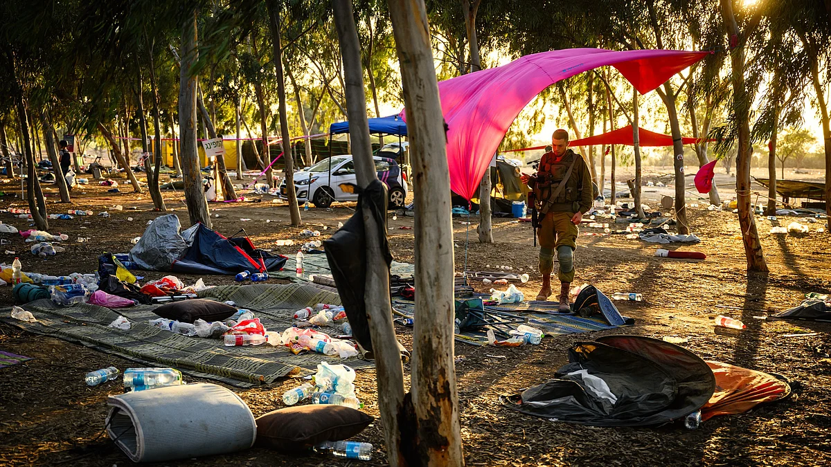 Displaced Gazans have started returning to their homes (photo: Leon Neal/Getty Images)