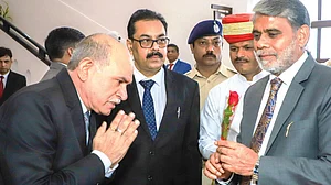 Madhya Pradesh: While bar and bench kiss and make up, dry days loom