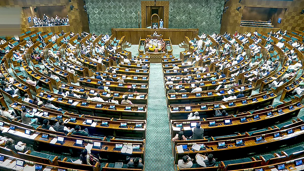 Members in Lok Sabha during the Budget session in New Delhi on 4 February (photo: PTI)
