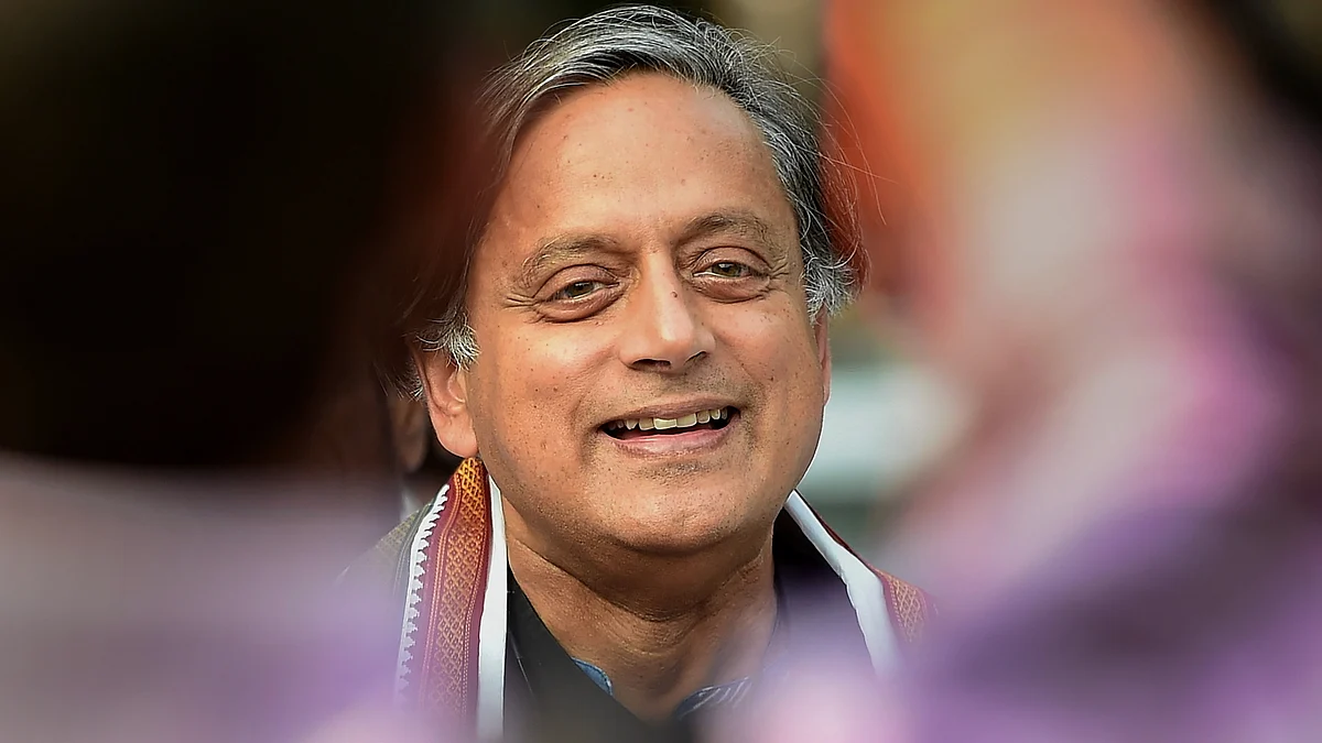Shashi Tharoor gets relief from a Delhi court in suit filed by BJP rival Rajeev Chandrasekhar 