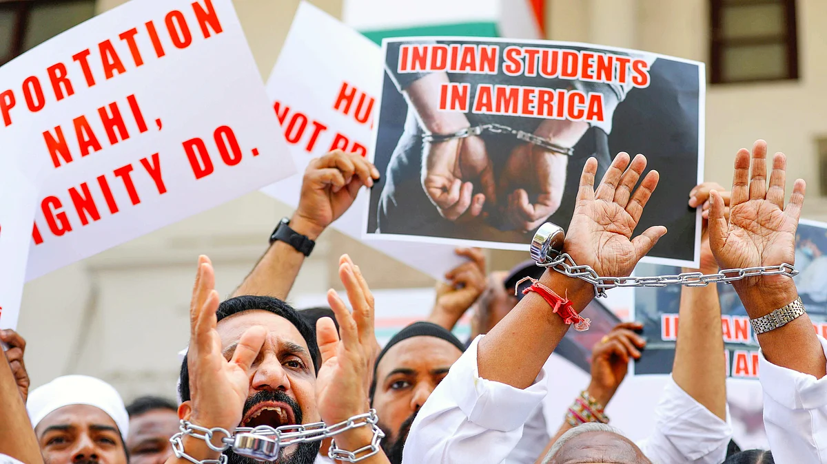 Congress workers at a protest over the deportation of Indian immigrants, in Hyderabad (photo: PTI)