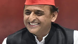 Akhilesh Yadav flays Adityanath government over traffic chaos in Prayagraj