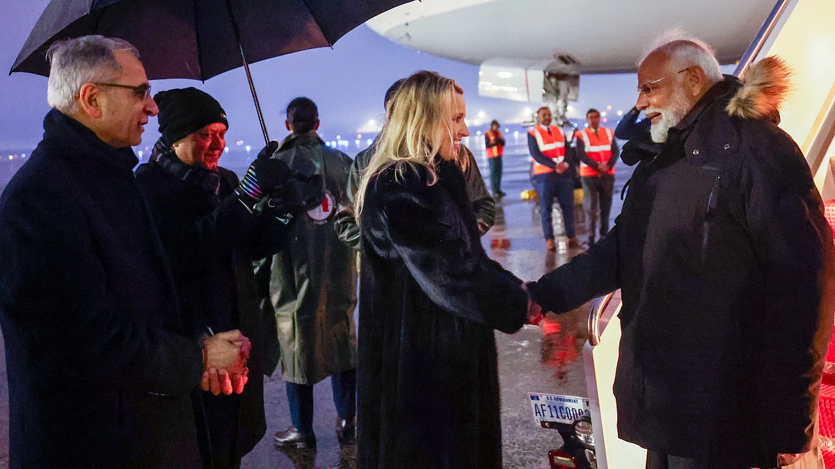PM Modi lands in Washington (photo: PTI)