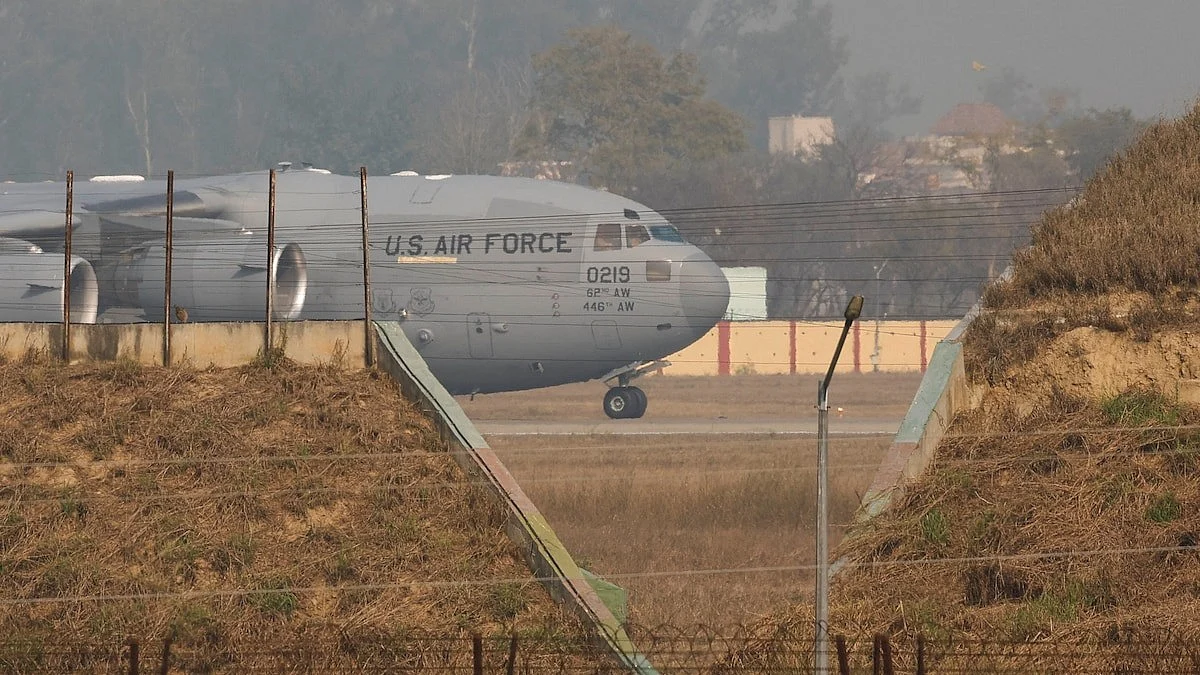 The US Air Force aircraft arrives in Amritsar (photo: @ndtvfeed/X)
