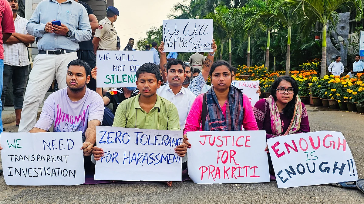 Protestors on the KIIT campus (photo: PTI)