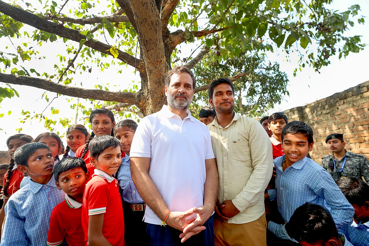 Rahul Gandhi reaches out to some very young friends in Rae Bareli