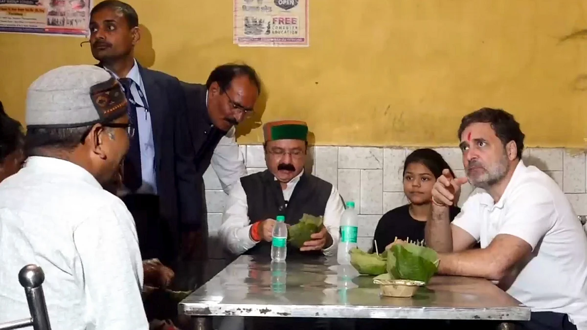 Rahul Gandhi interacts with locals in Rae Bareli on 20 February (photo: PTI)