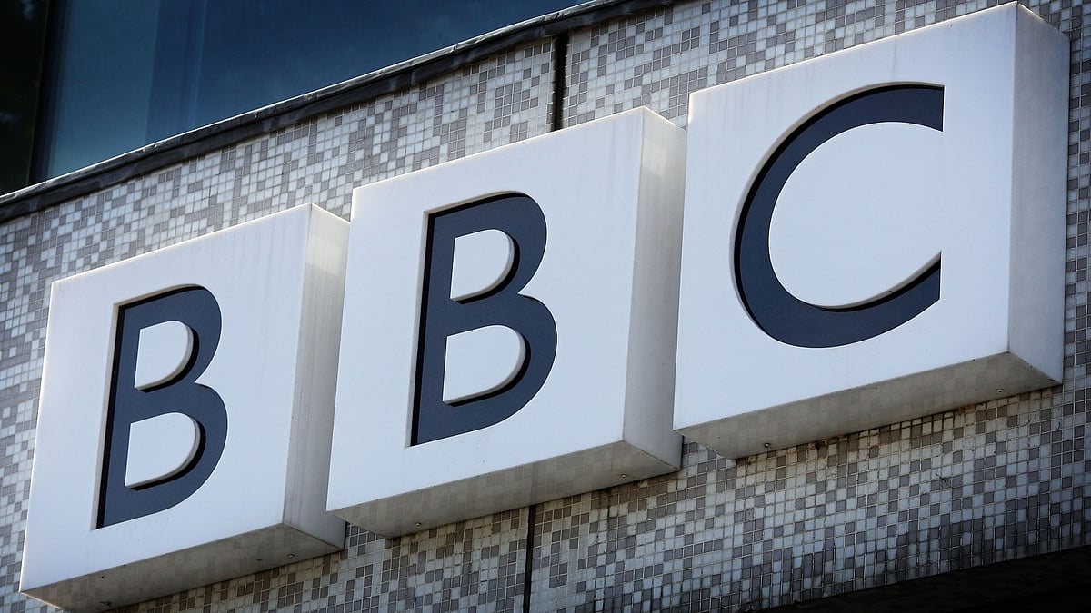 BBC newsroom logo (photo: NH)