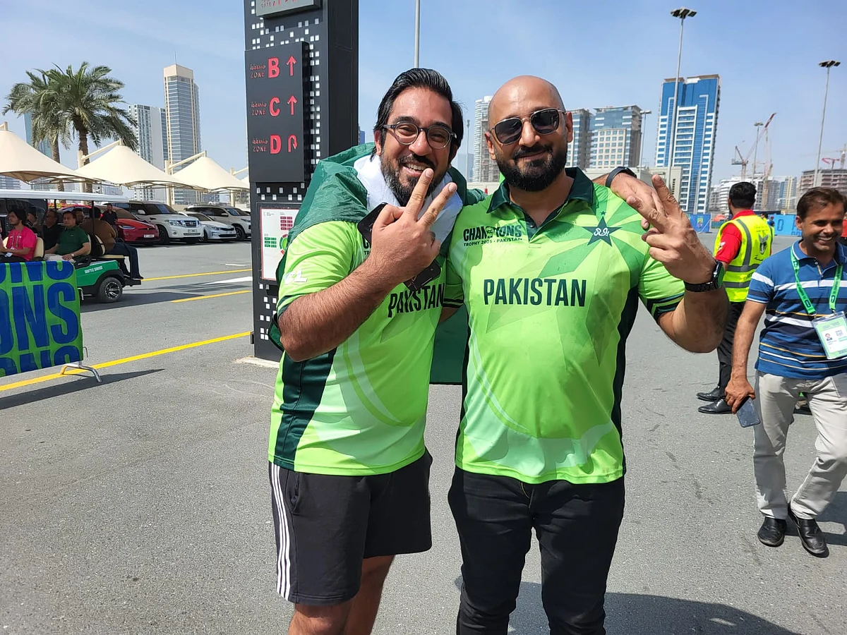 Pakistani fans at the India-Pak match venue in Dubai, 23 Feb. 2025 (Photo: Gautam Bhattacharyya)