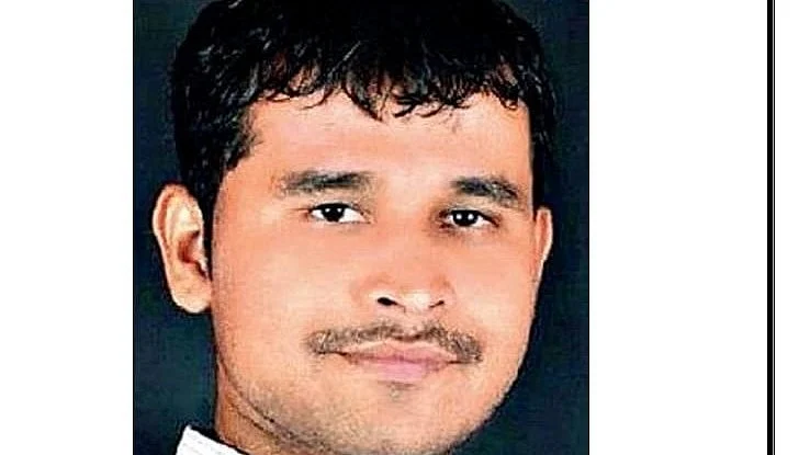 Dattatray Ramdas Gade: The man with a 1 lakh price on his head is wanted in the Pune bus assault case