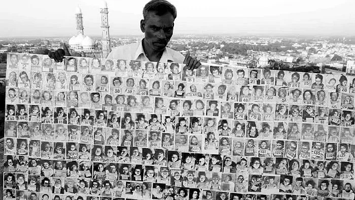 Photo record of the victims of the Bhopal gas tragedy